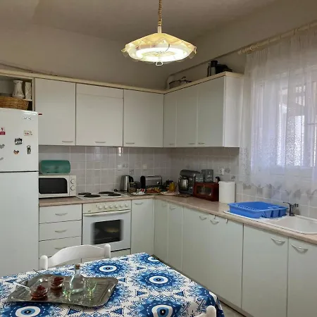 Ioanna's Maisonette Villa *